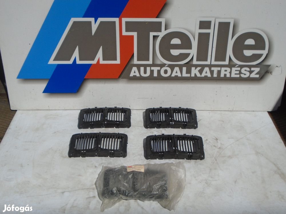[ÚJ] BMW 5-ös sorozat / E34 Műanyag vese betét